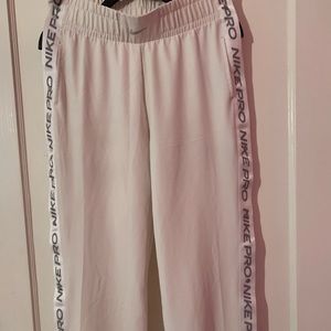 Nike windbreaker pant